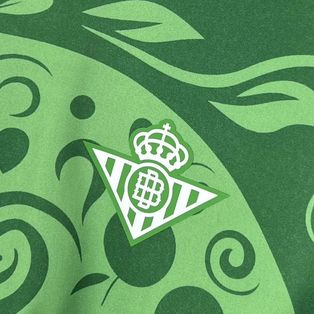 25-26 Real Betis Pre-Match Kit Football Pre-Match T-Shirt AAAAJersey Supply Yupoo 4