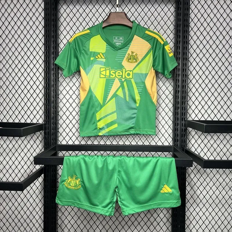 24-25 Newcastle First Goalkeeper Kid Kits Youth Apparels Football AAAAJersey Yupoo 5