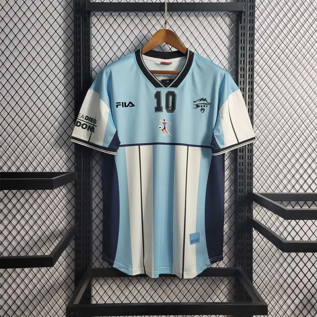 2001 Argentina Maradona #10 Commemorative Edition 10