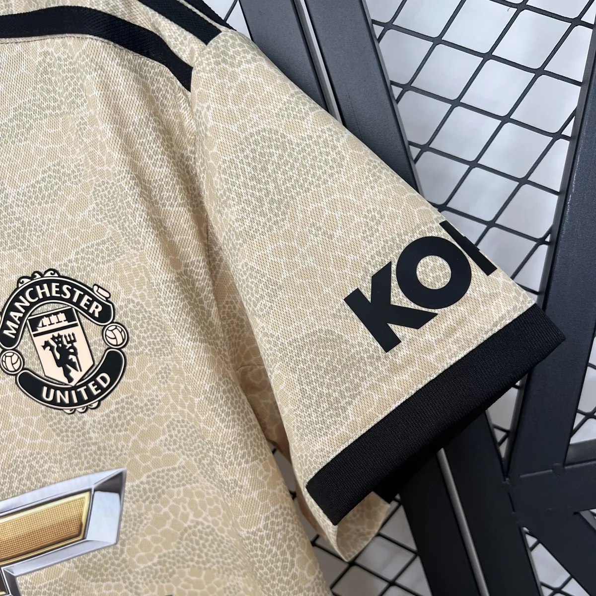19-20 Manchester United Away Retro Kit Vintage Shirt Soccer AAAAJersey Yupoo 6