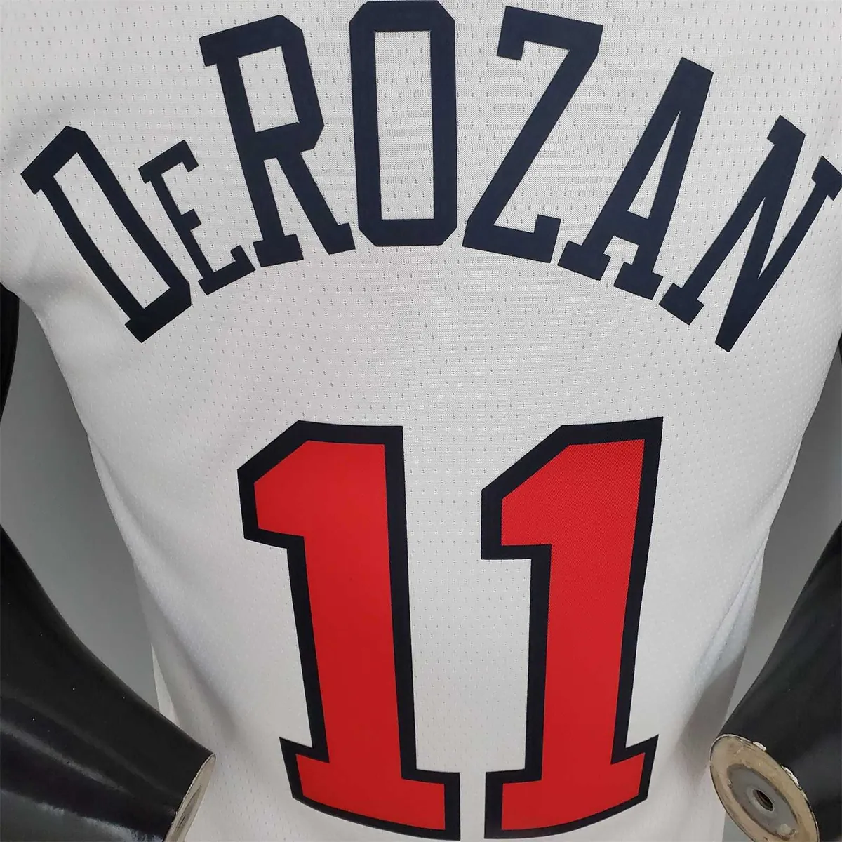 DeROZAN#11 Chicago Bulls white 6