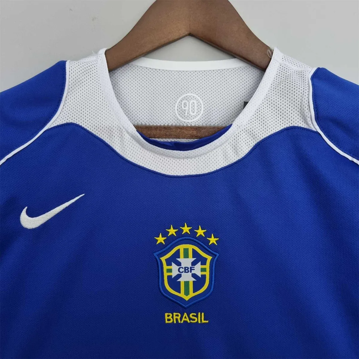 2004 Brazil away 1
