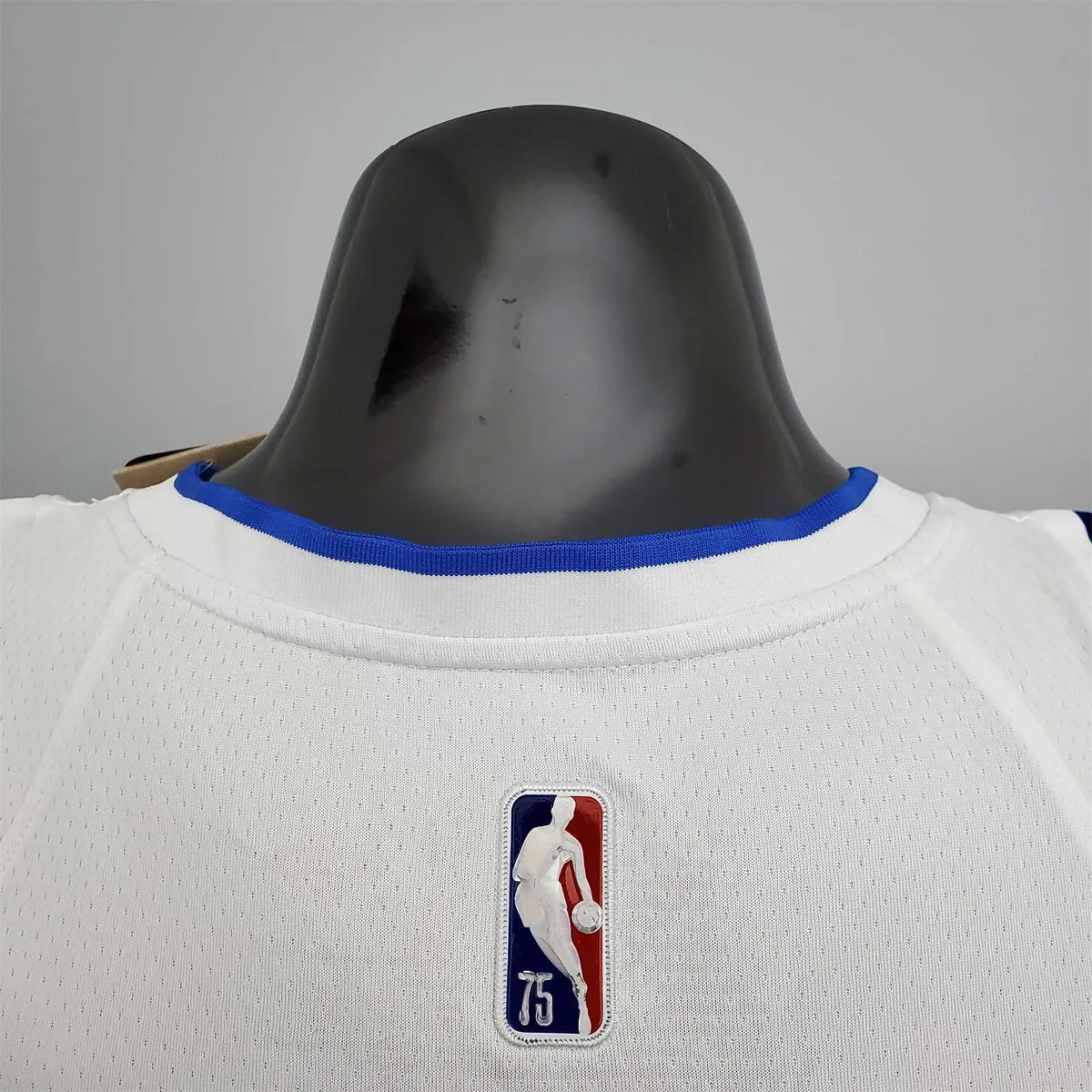 75th Anniversary Iverson #1 Pistons White 5