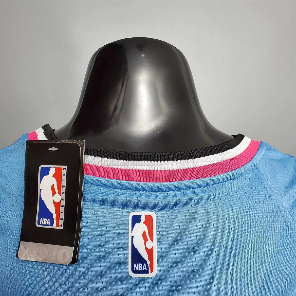 WADE #3 Miami Heat V-neck blue 2