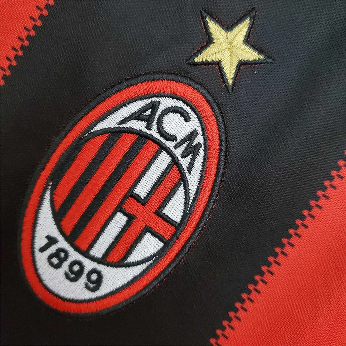 10-11 AC Milan home 5