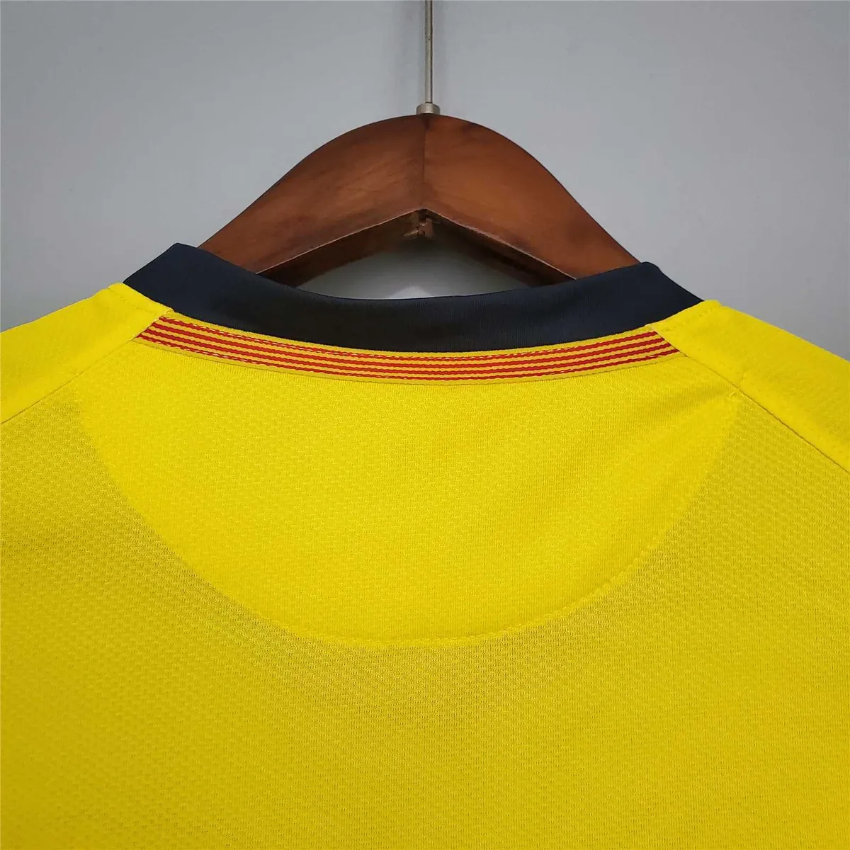 08-09 Barcelona away 9