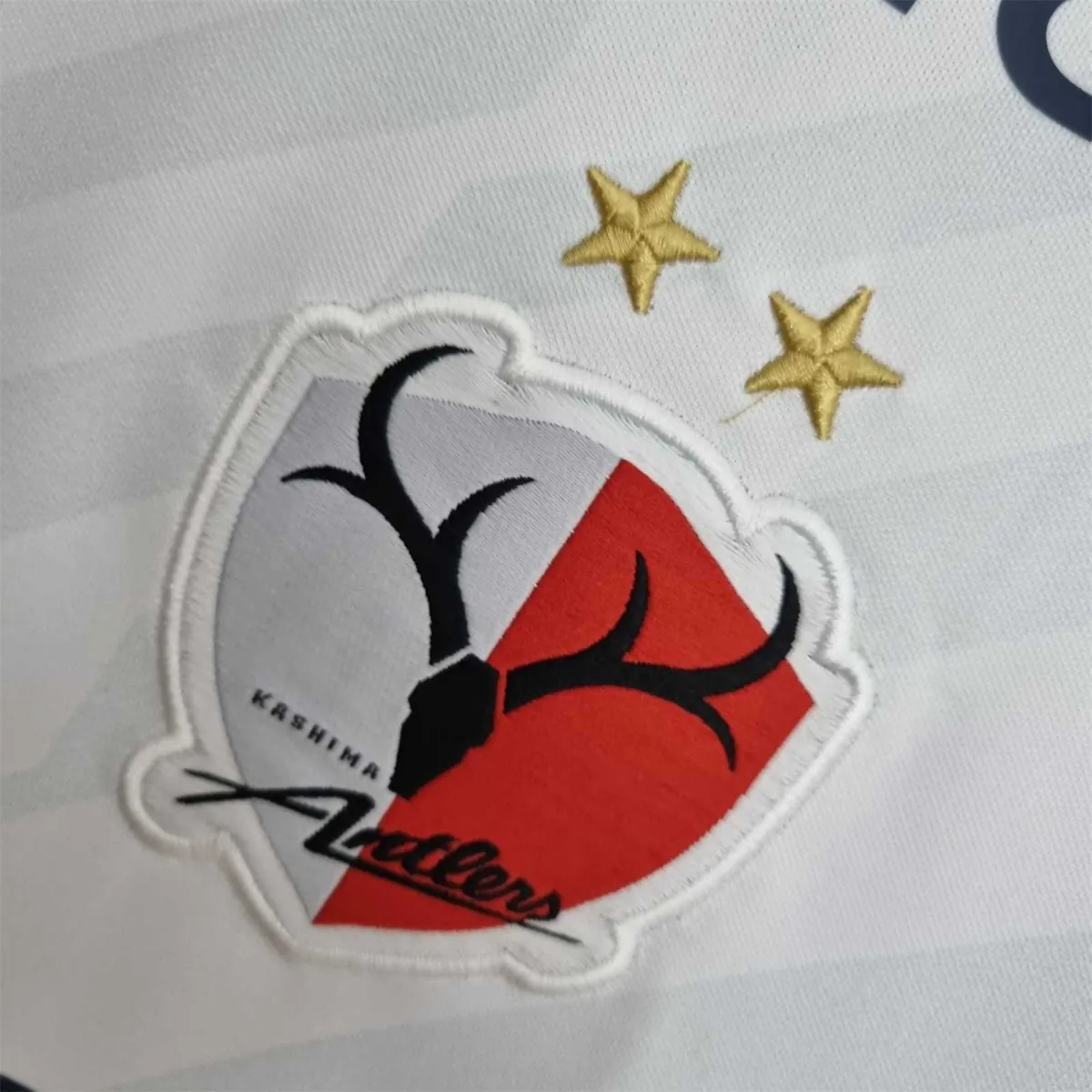 22-23 Kashima Antlers away 5