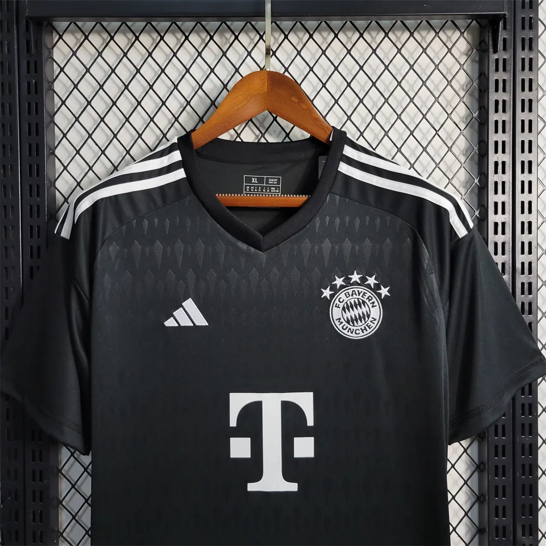 23-24 Bayern black goalkeeper 8