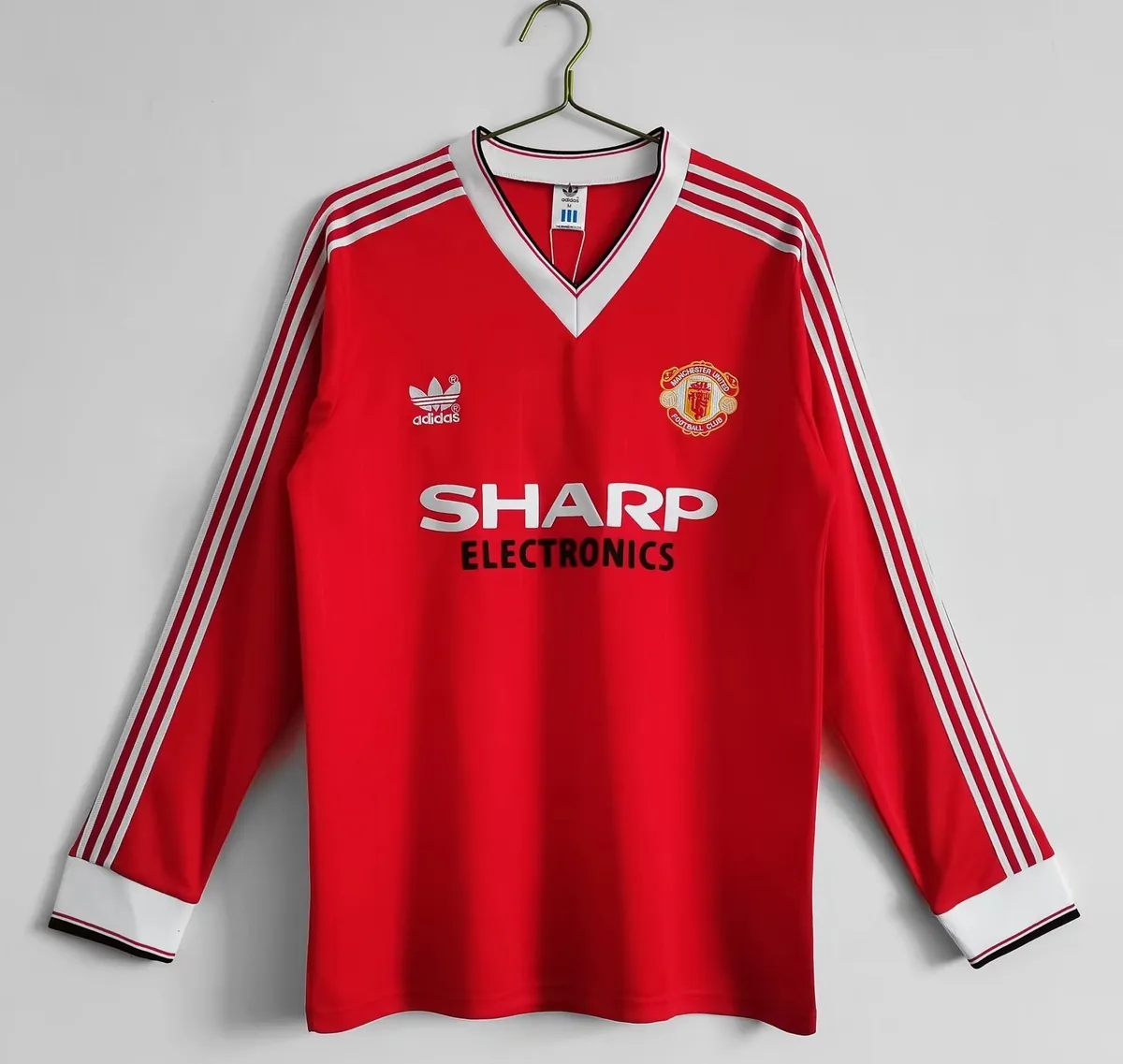 82-83 Manchester United home long sleeve 9