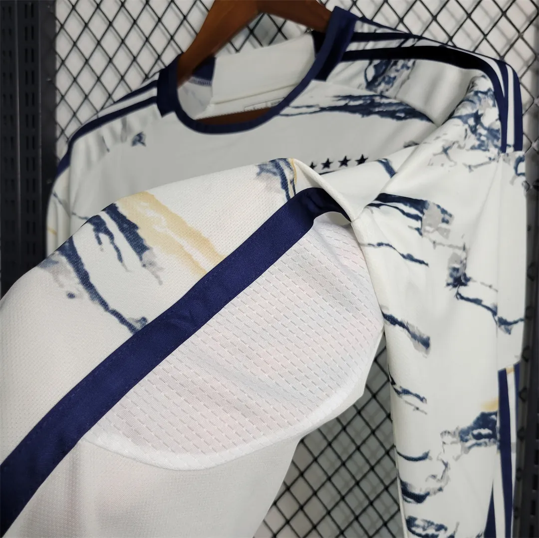 2023 Italy away long-sleeved 6