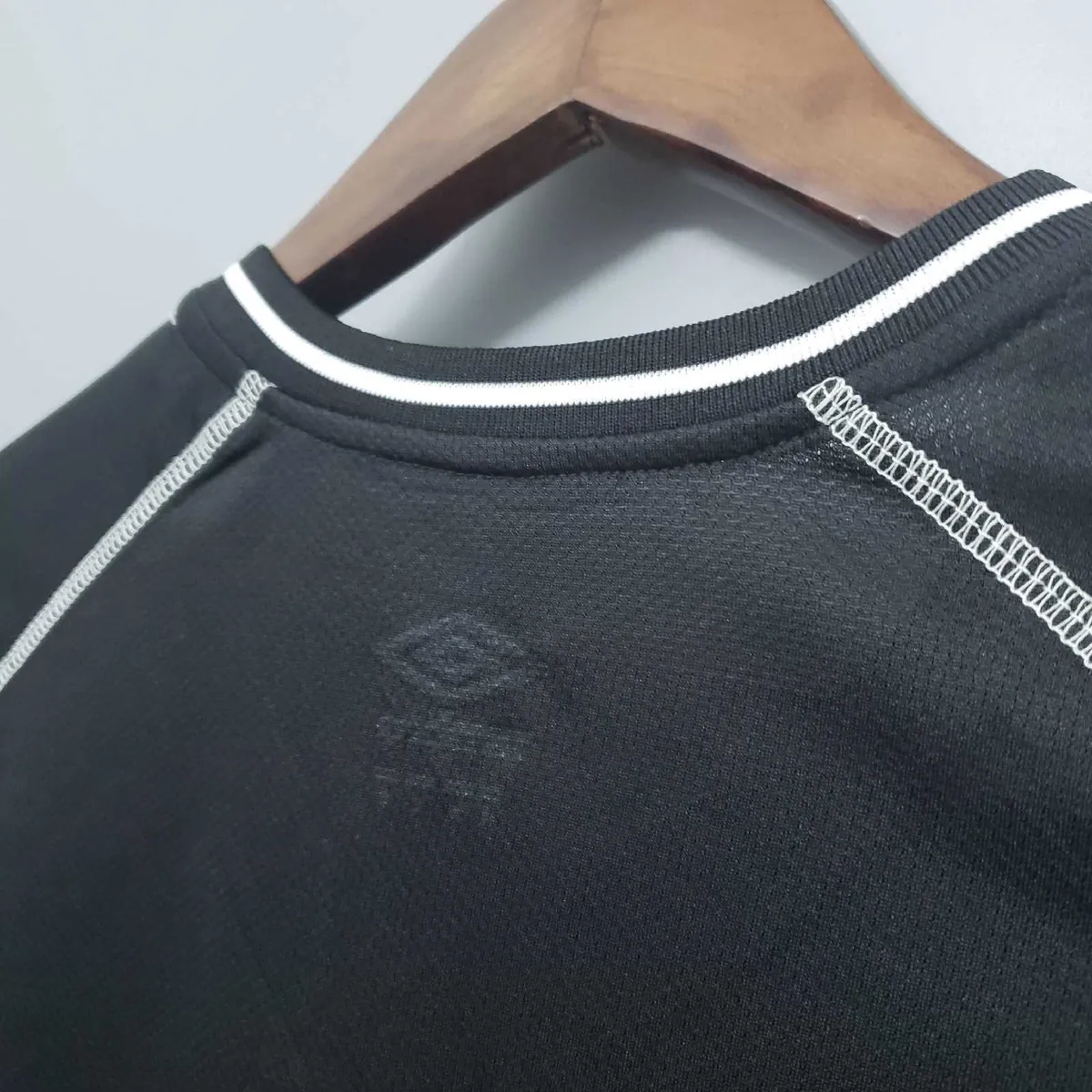 00-02 Manchester United goalkeeper black 7