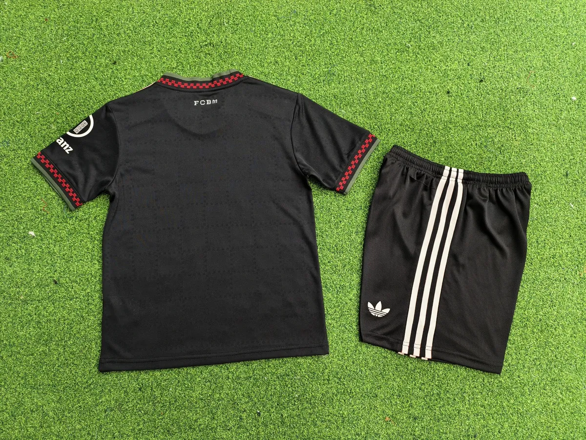 25-26 Bayern Munich Third Player Version Kid Kits Youth Apparels Soccer AAAAJersey Supply Yupoo 1