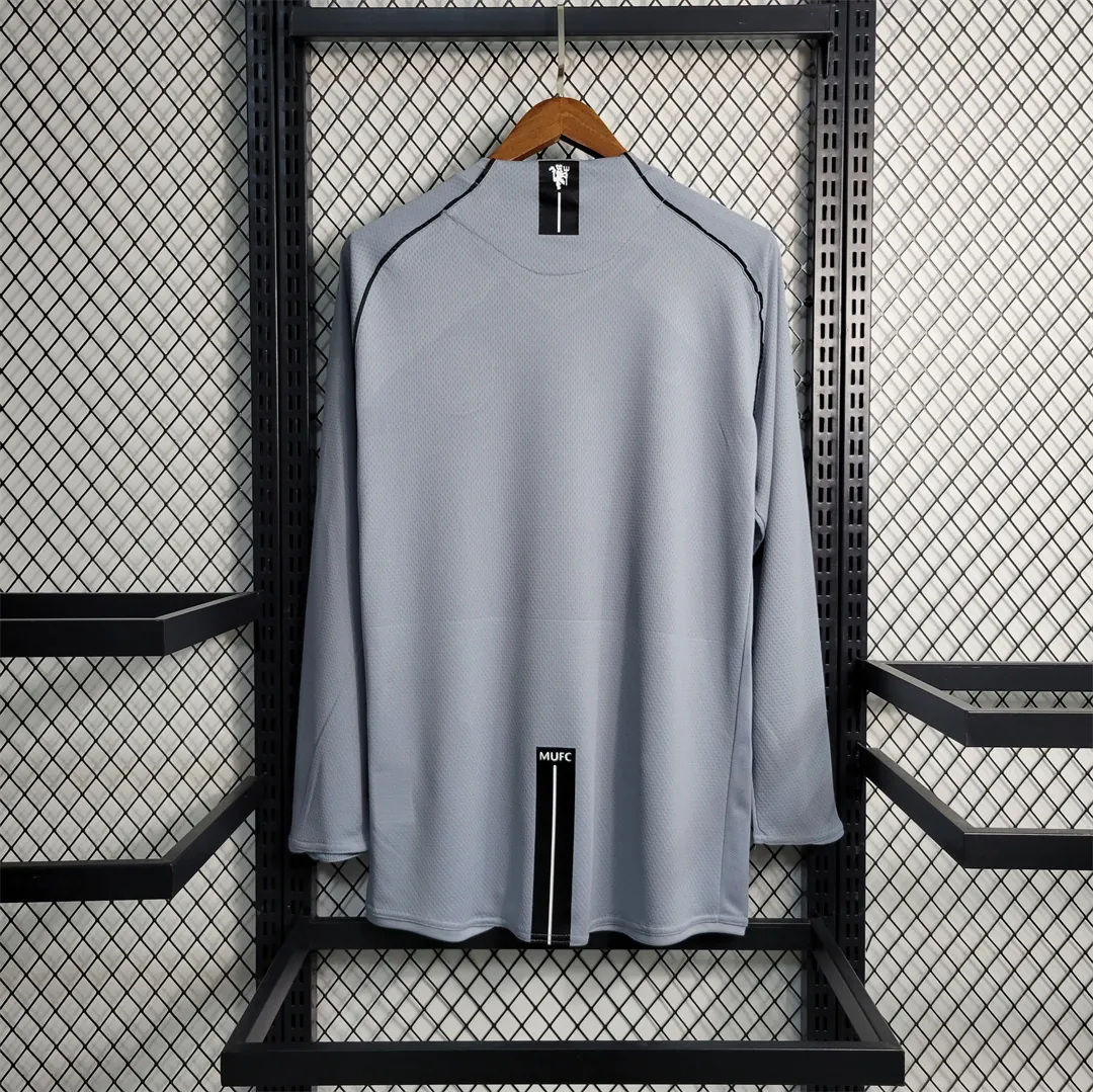 07-08 Manchester United gray goalkeeper Long Sleeve 6
