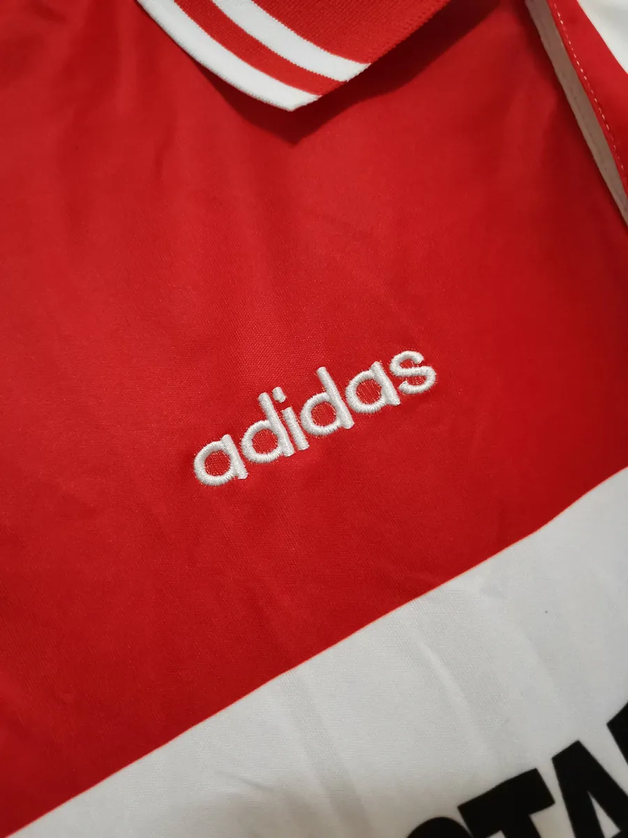 94-96 Feyenoord home 4