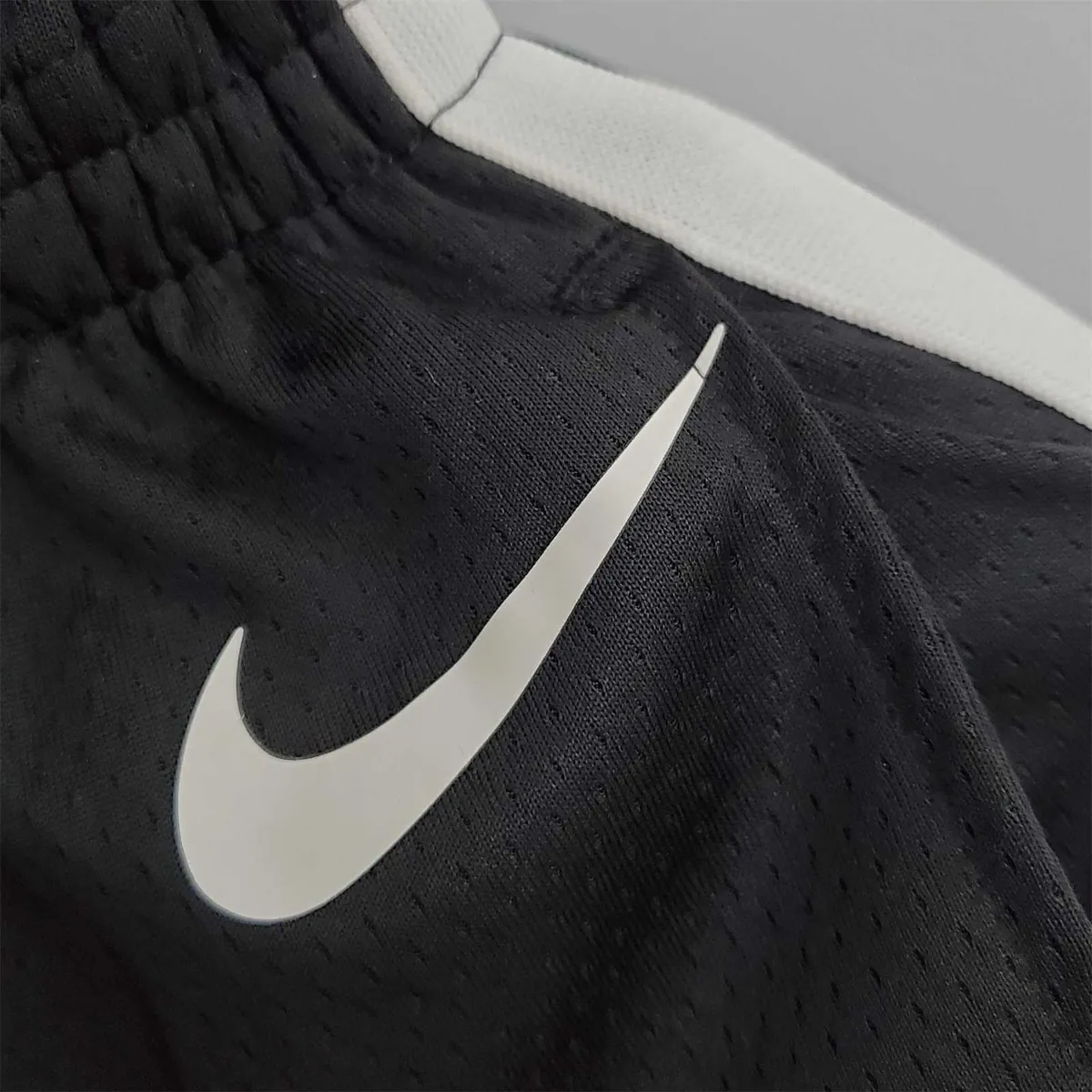 Nets shorts black 2