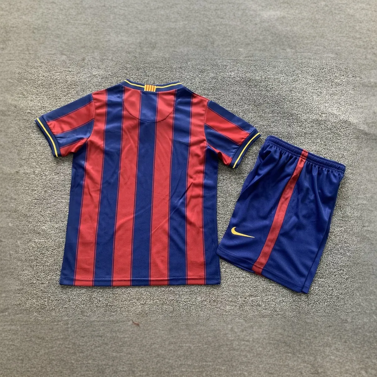 09-10 Barcelona Home Retro Kids Kits Children Shirt Football Jerseys Yupoo 1