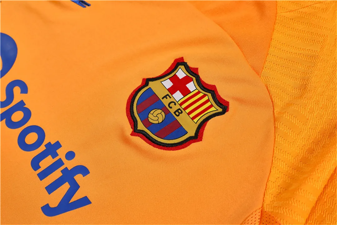 22-23 Barcelona training suit yellow 13