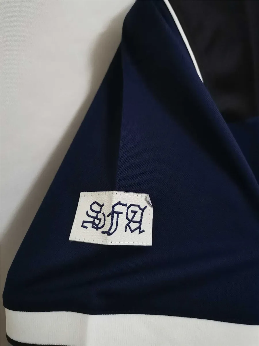 1982 Scotland home blue 4