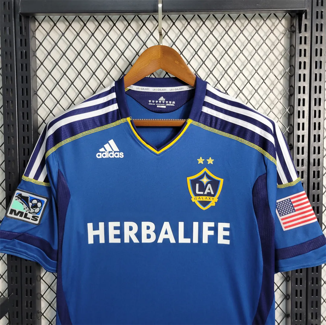 11-12 Galaxy away 11
