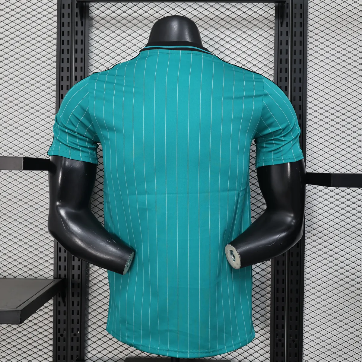 25-26 Liverpool Casual Retro Style Football Shirt Apparels AAAAJersey Supply Yupoo 5