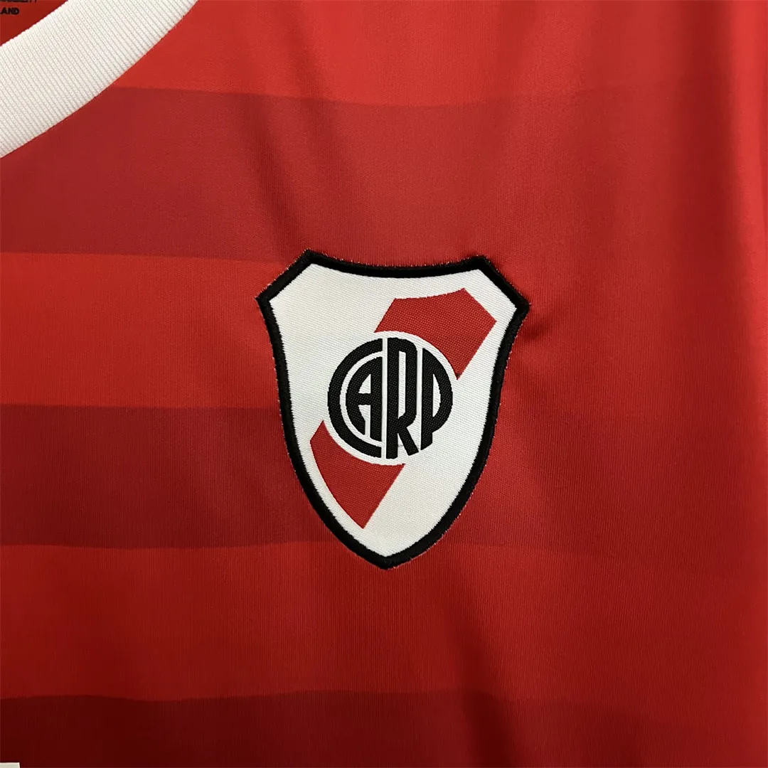 23-24 River Plate away 7