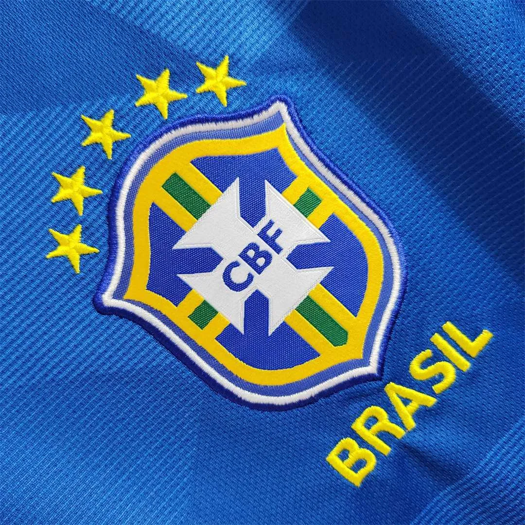 2018 Brazil away 1
