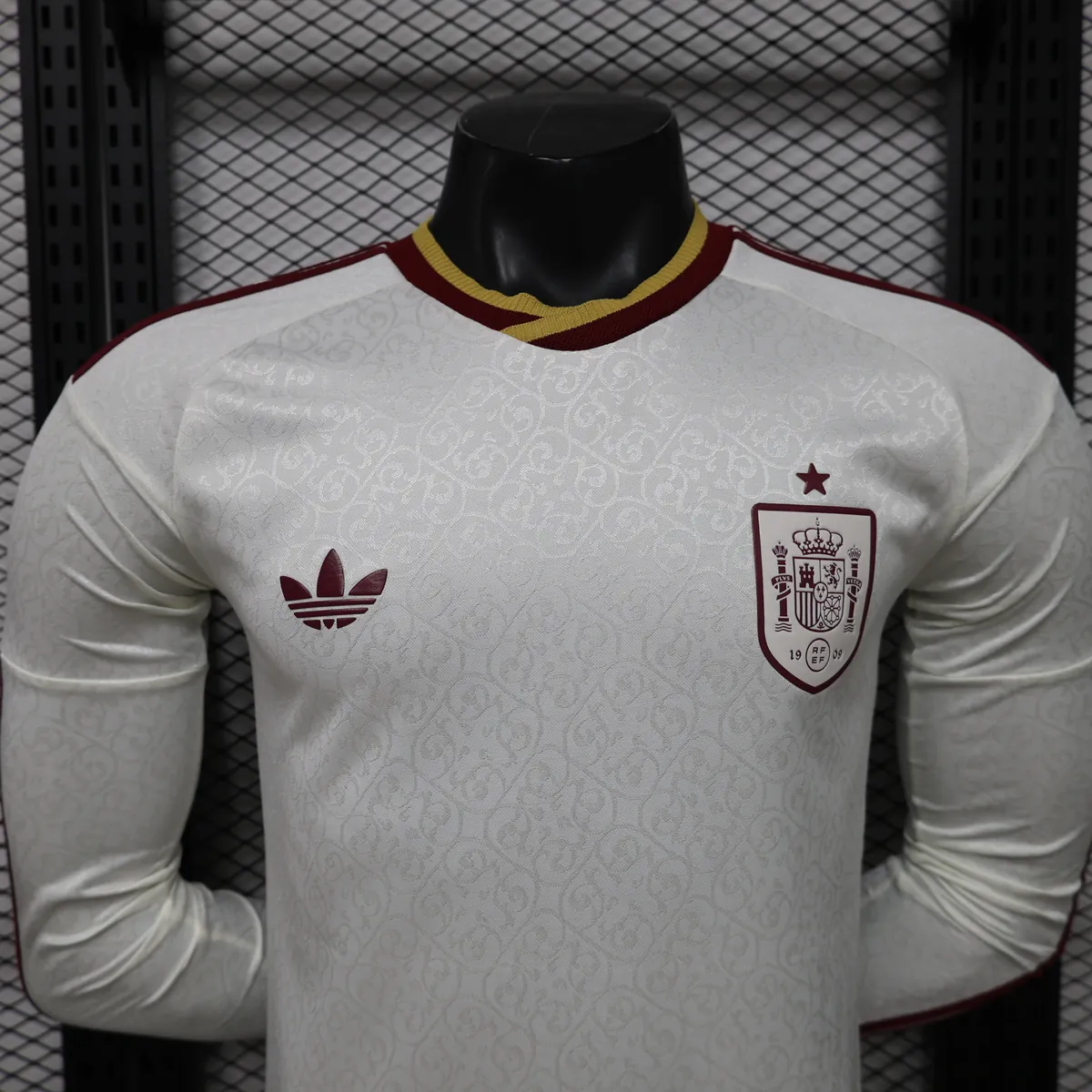 World Cup 2026 Spain Mens Away Kit Football Player Version Long Shirt AAAAJersey Supply Yupoo 9 4