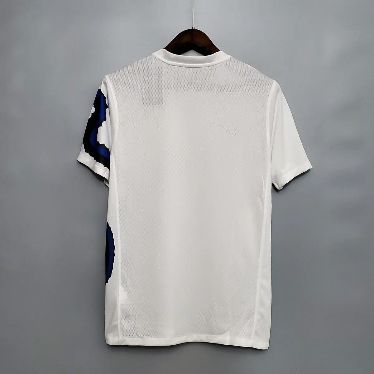 10-11 Inter Milan away 13