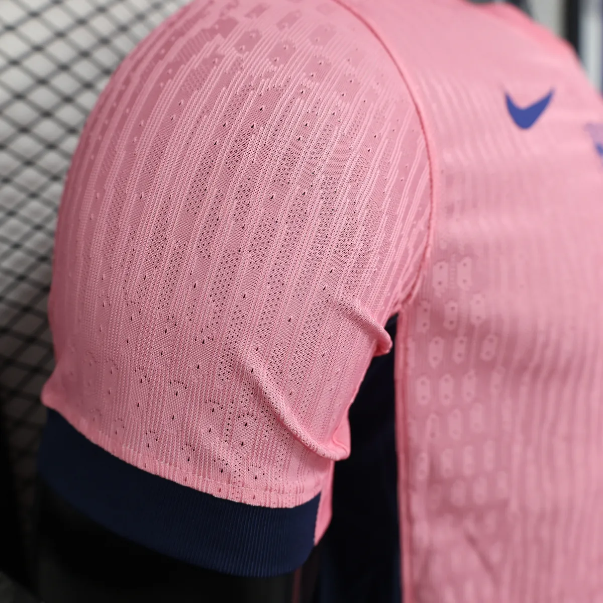 25-26 Barcelona Pink Kit Player Version Shirt AAAAJersey Supply Yupoo 9