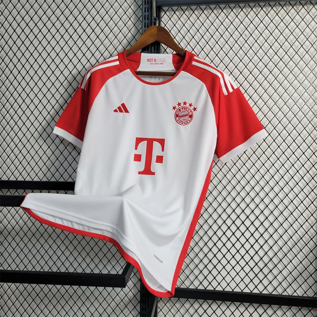 23-24 Bayern home 5
