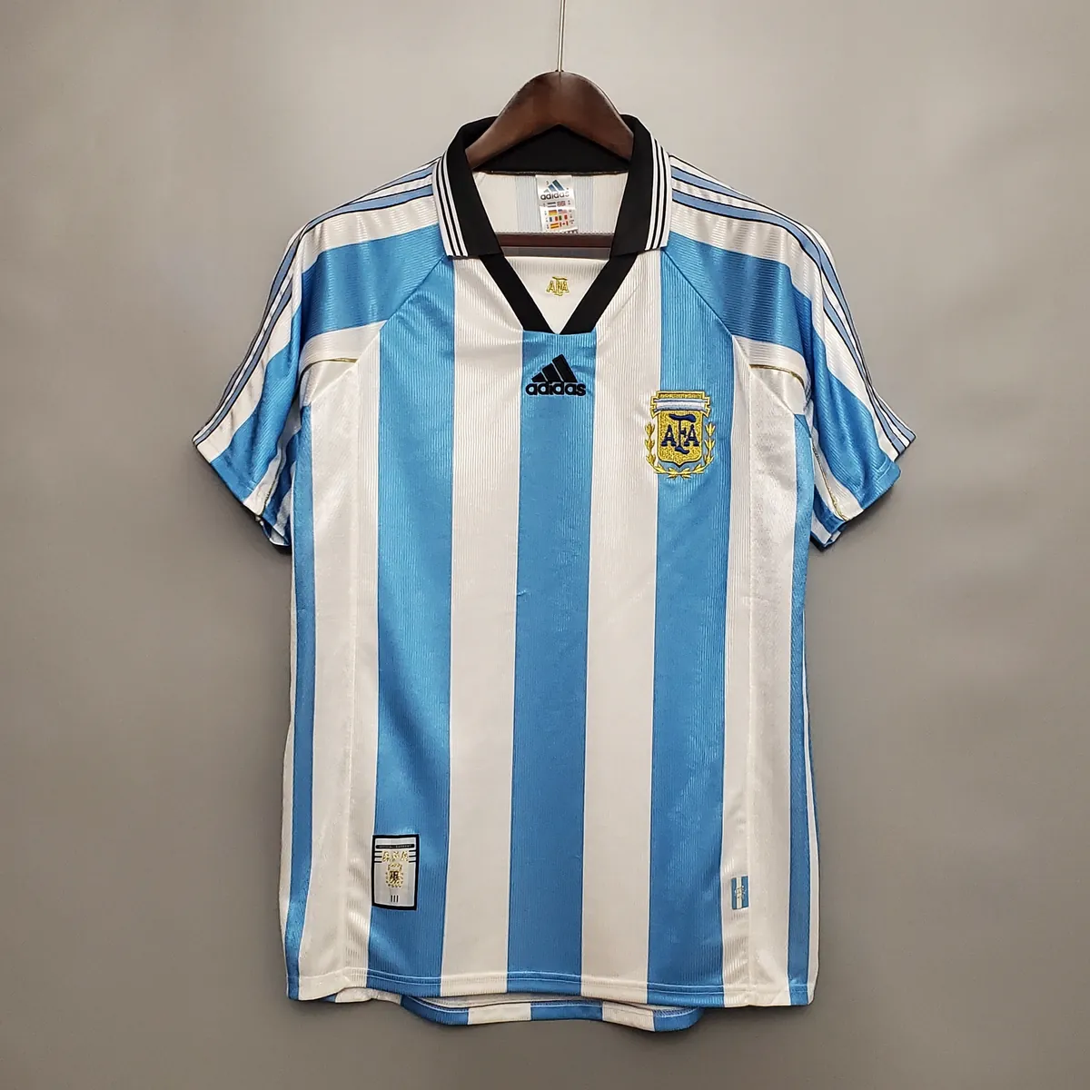 1998 Argentina home 11