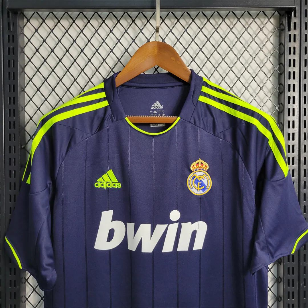 12-13 Real Madrid away 6