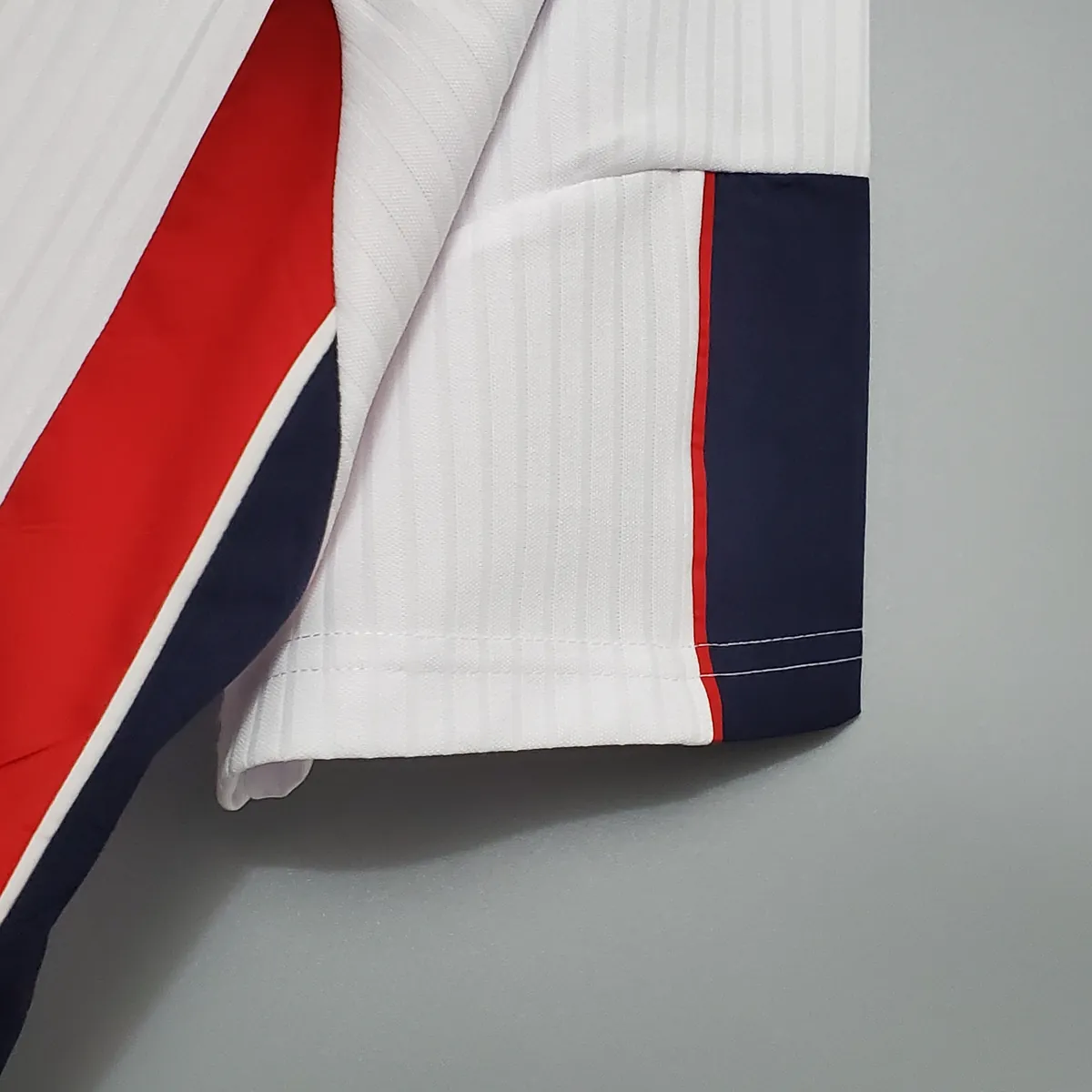 1998 England home 4