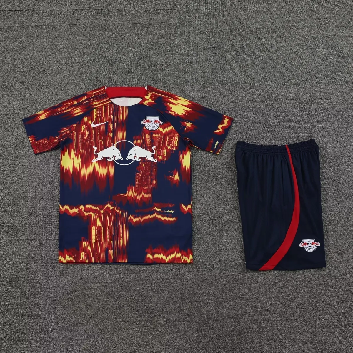 23-24 RB Leipzig Training Yupoo Soccer Jerseys 1