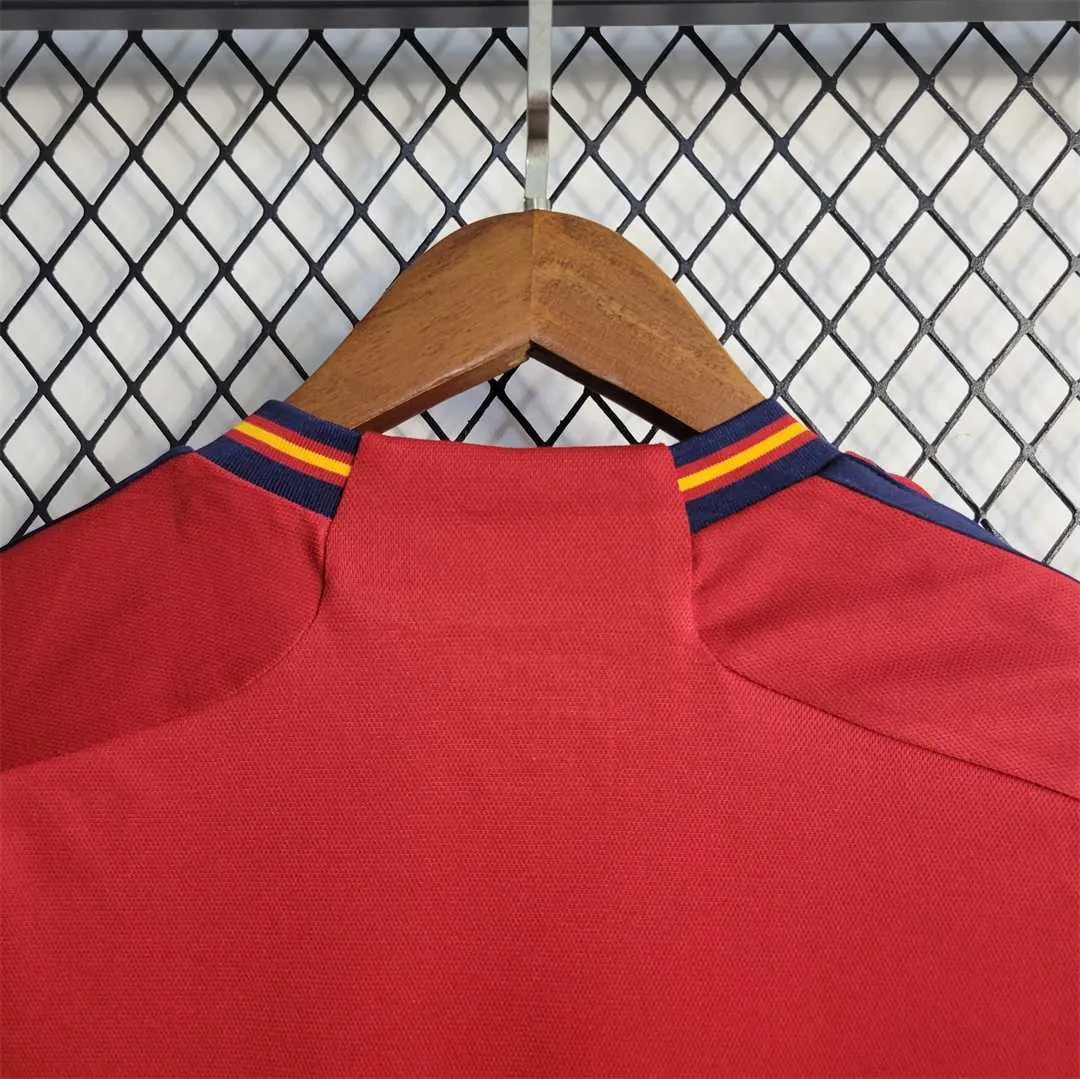 2022 Spain home 6
