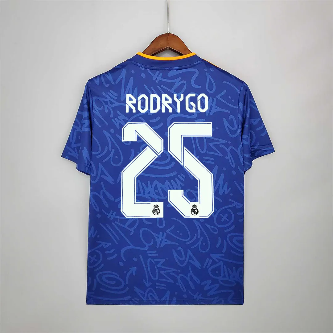 21-22 Real Madrid away 5