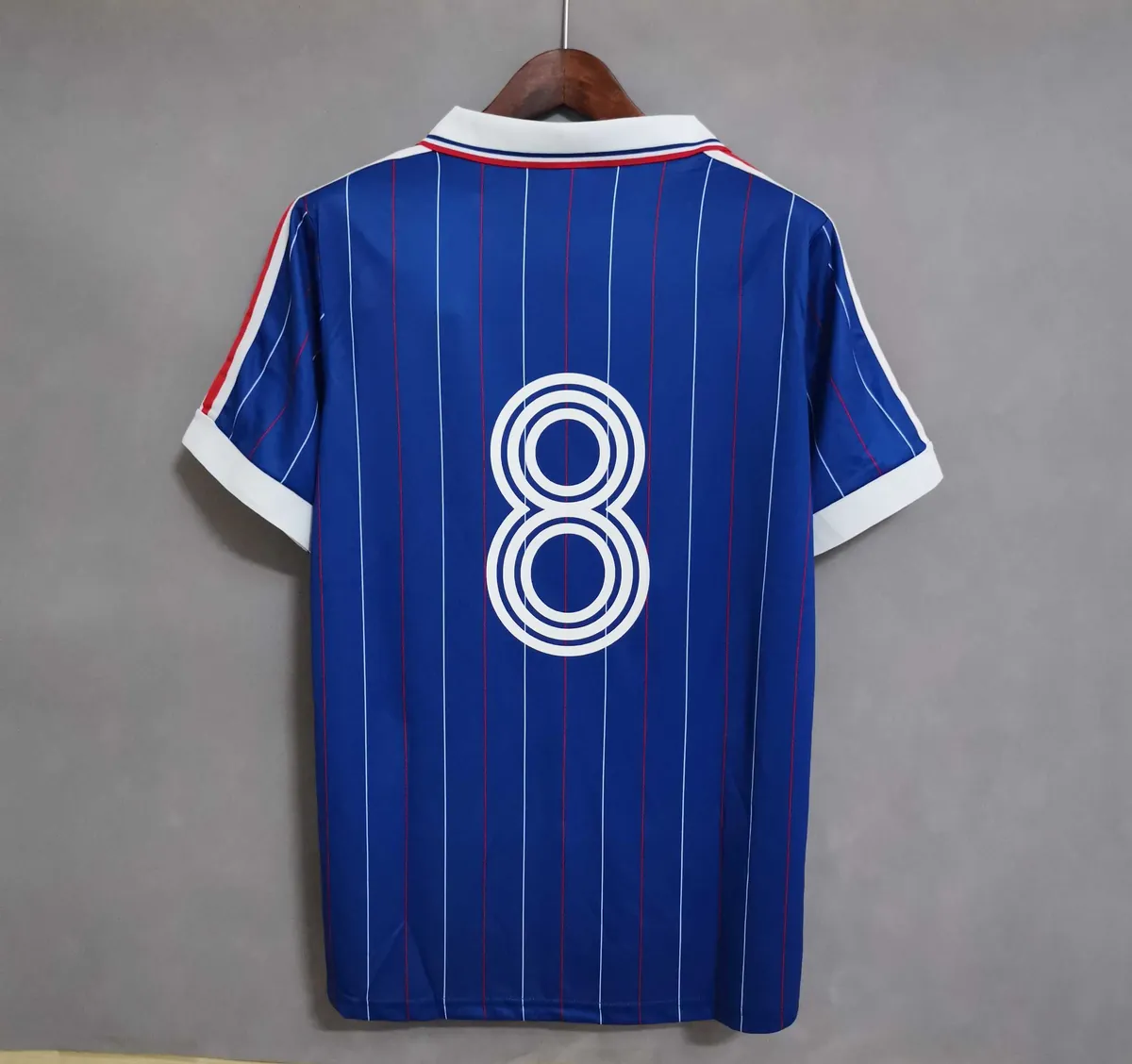 1982 France home 9