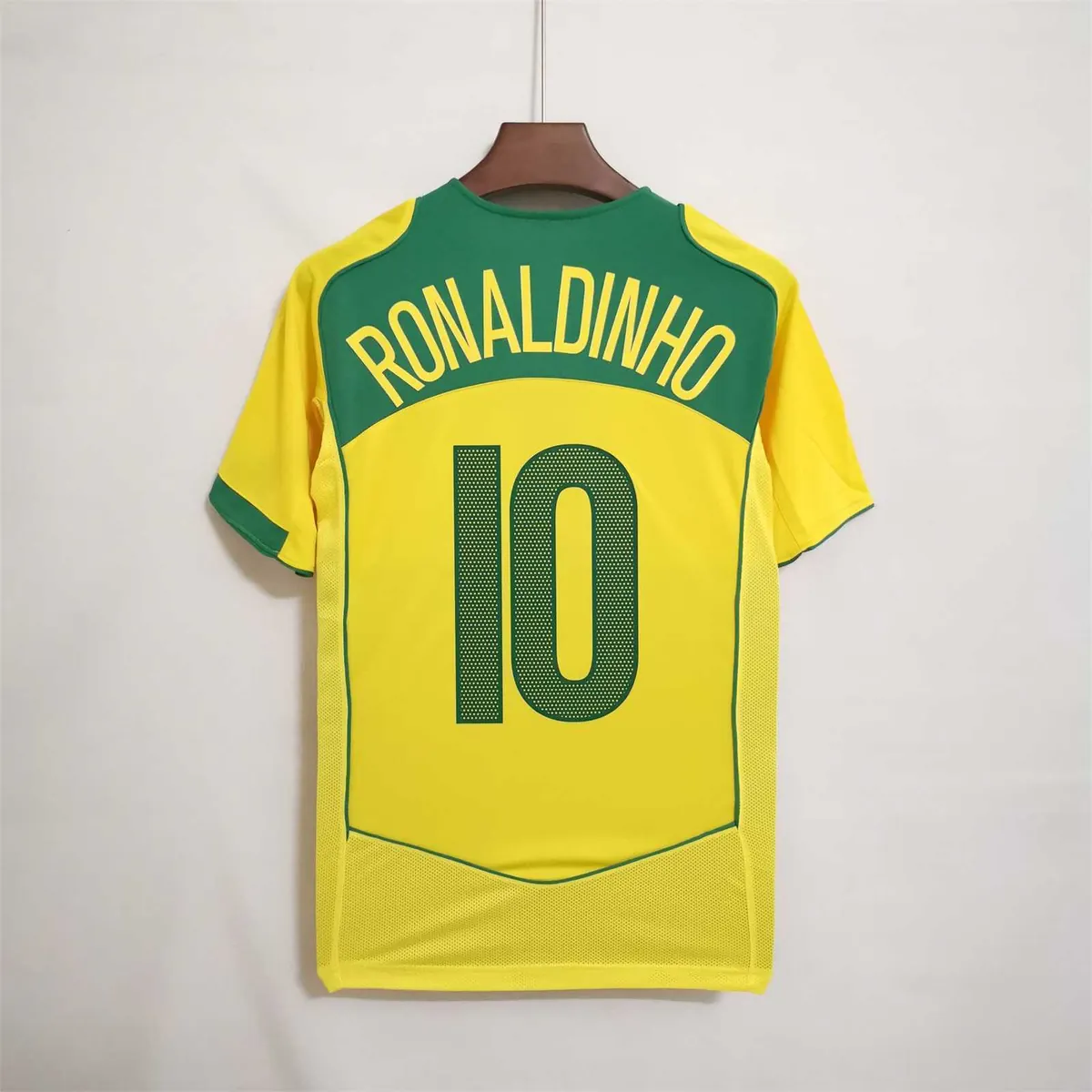 2004 Brazil home 7