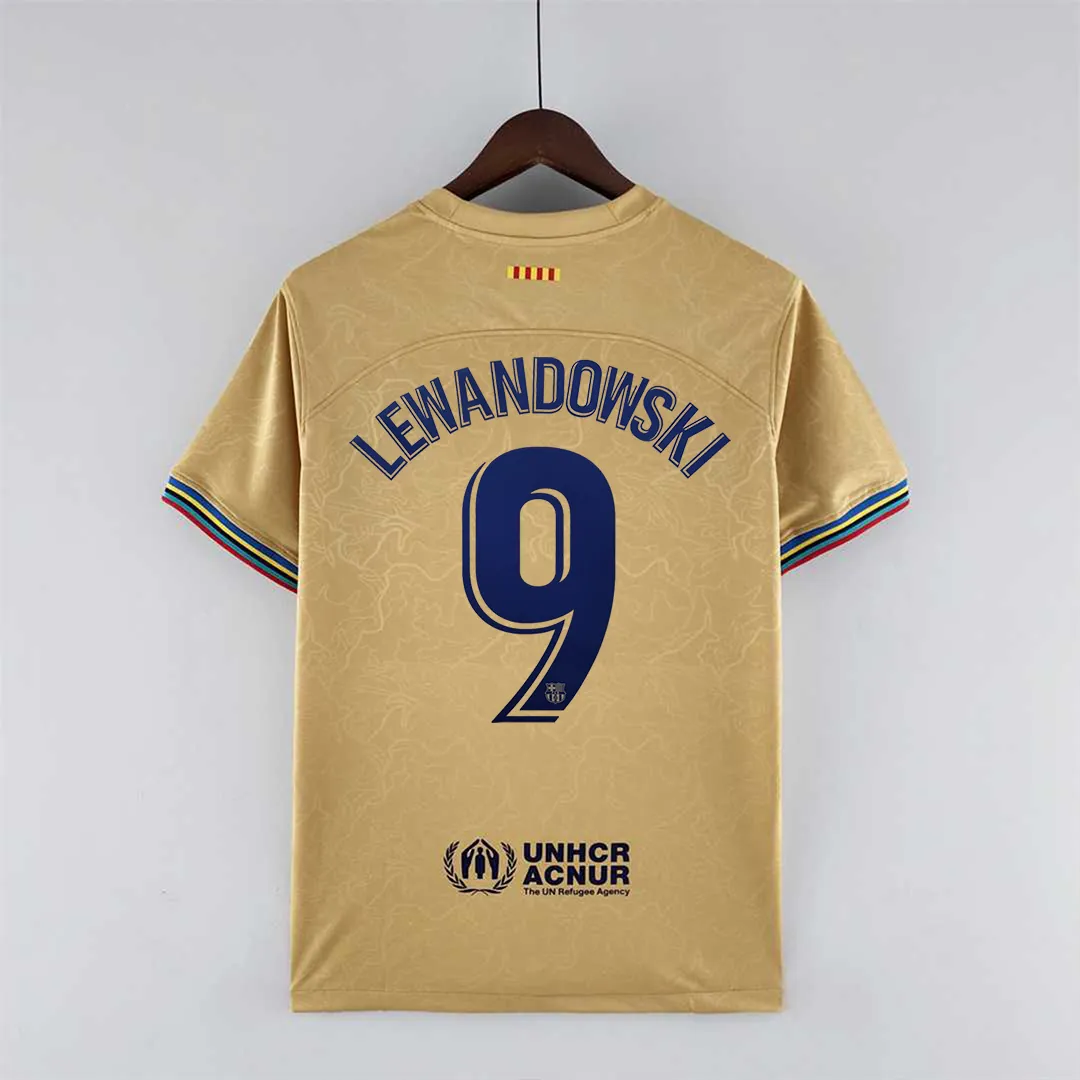 22-23 Barcelona away - 4 15