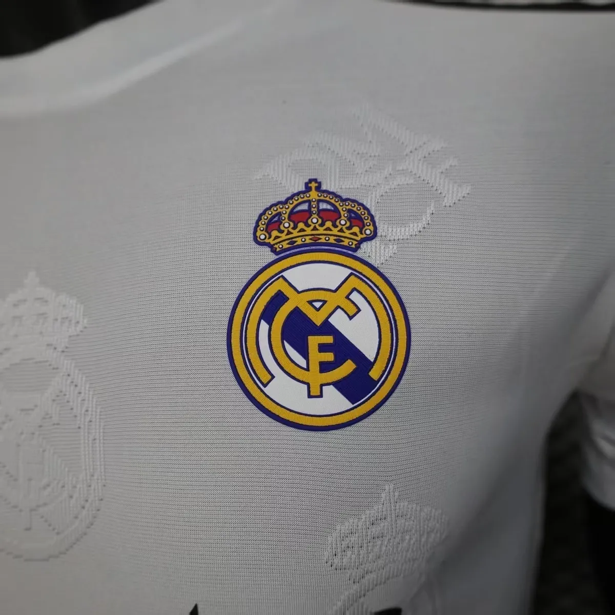 25-26 Real Madrid Special Edition Football Player Version Shirt AAAAJersey Dropship Yupoo 1