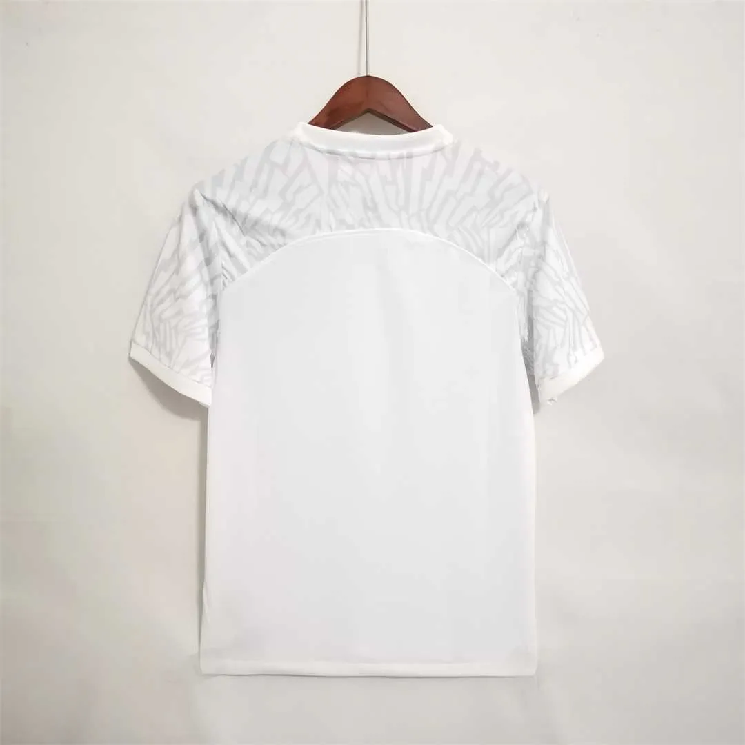 2022 Poland home 4