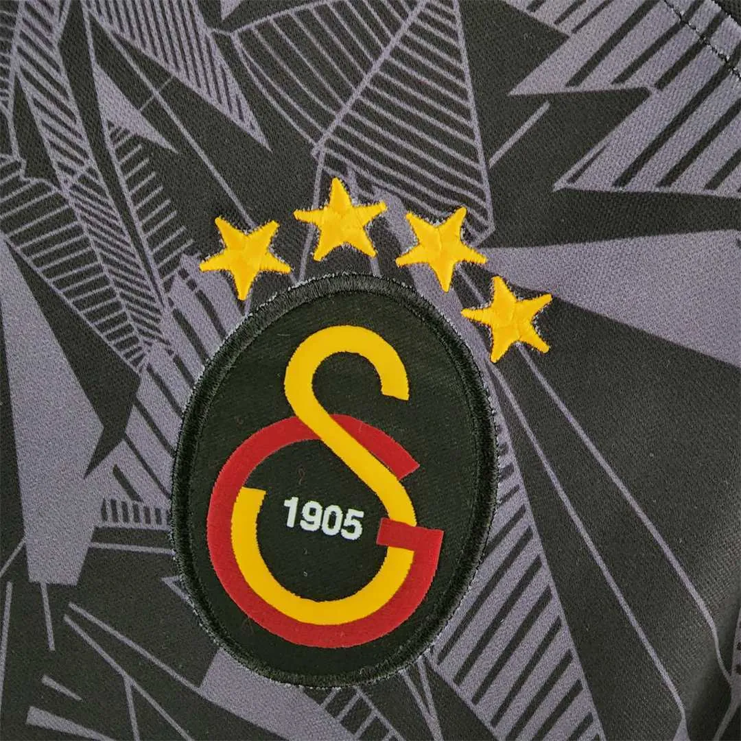 22-23 Galatasaray S.K. away 4