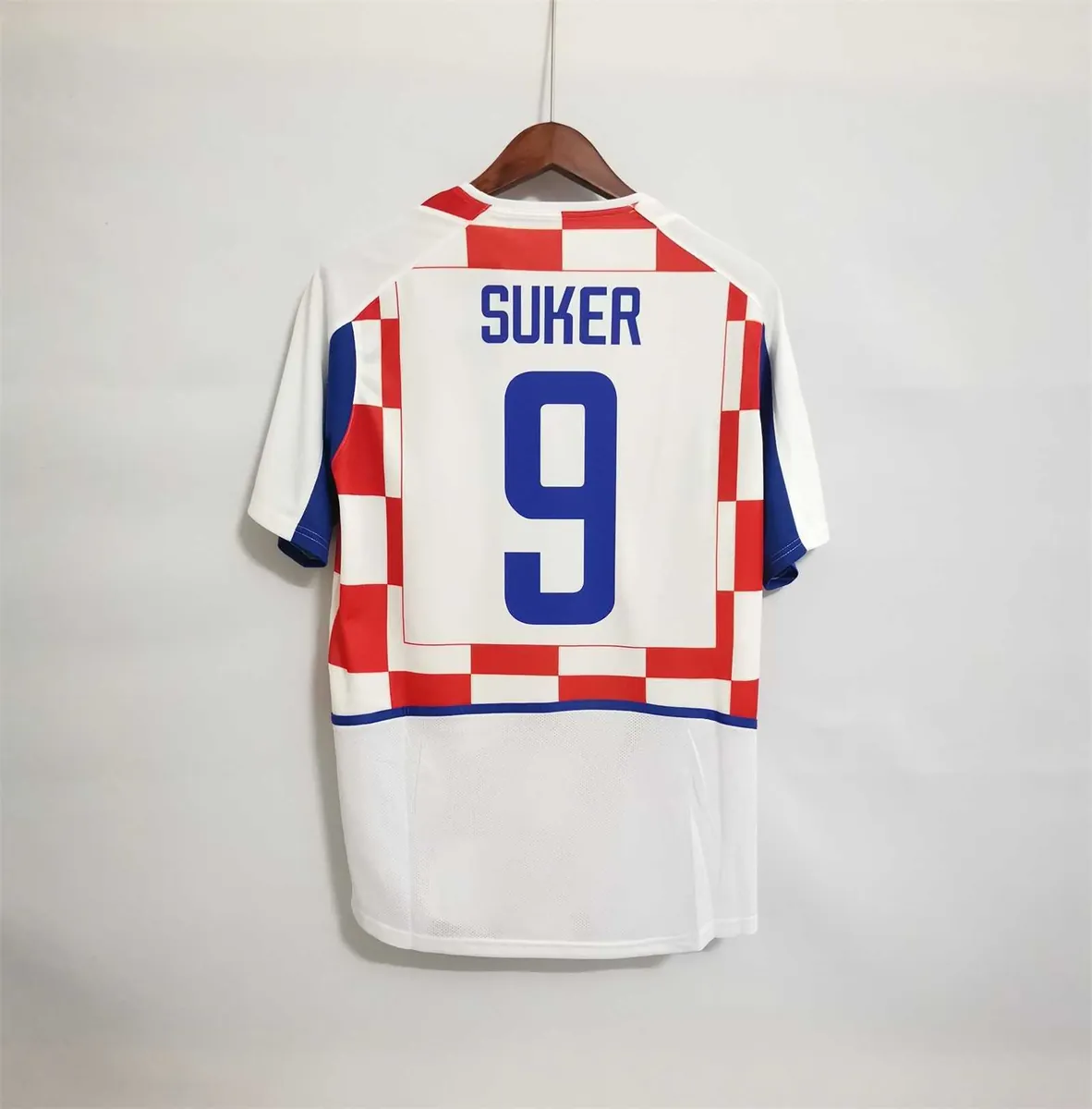 2002 Croatia home 6