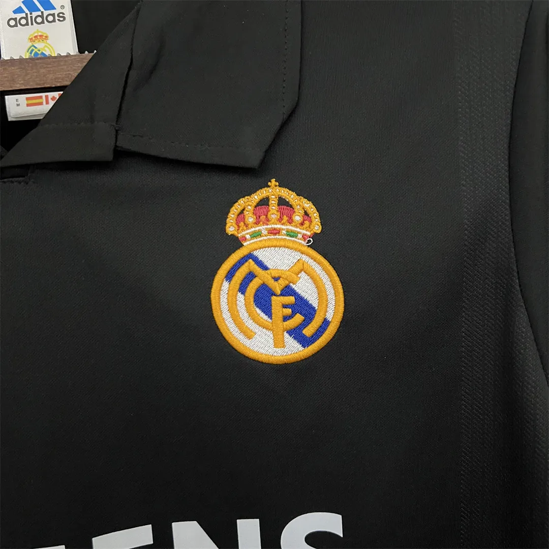 02-03 Real Madrid away 7