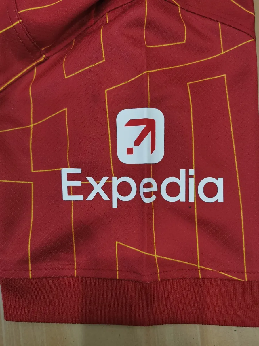 24-25 Liverpool home kit Size:S-2XL Jersey Yupoo 1