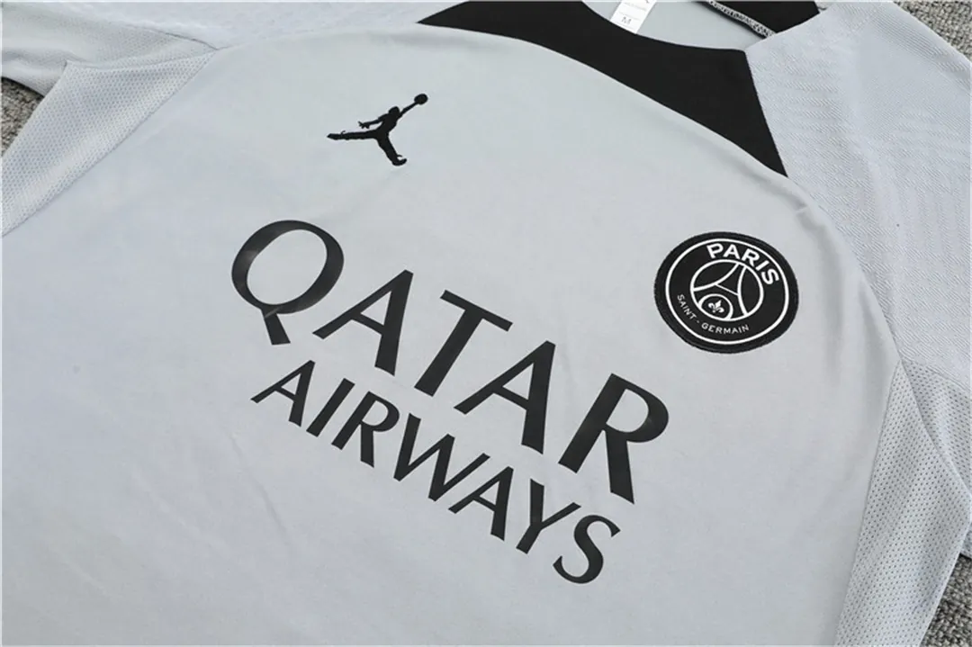 22-23 PSG training suit gray 11