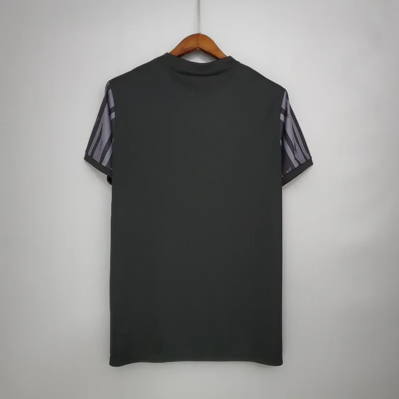 Retro Liverpool Champion Special Edition Black S-2XL 1