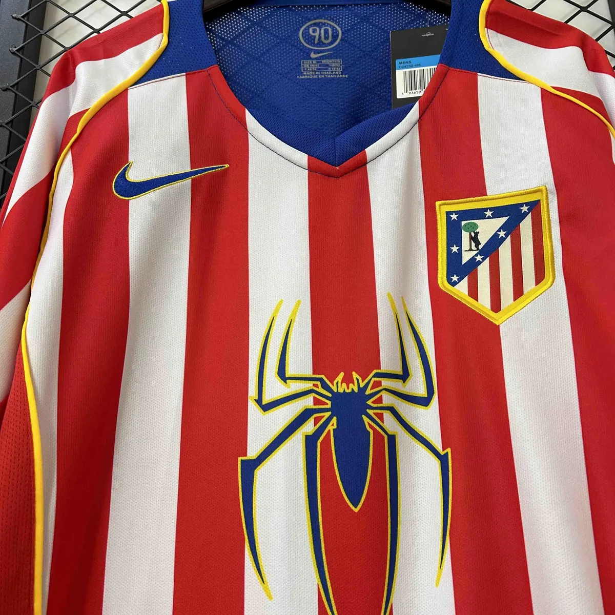 04-05 Atletico Madrid Home Retro Kit Long Sleeve Vintage Shirt AAAAJersey Supplier Yupoo 1