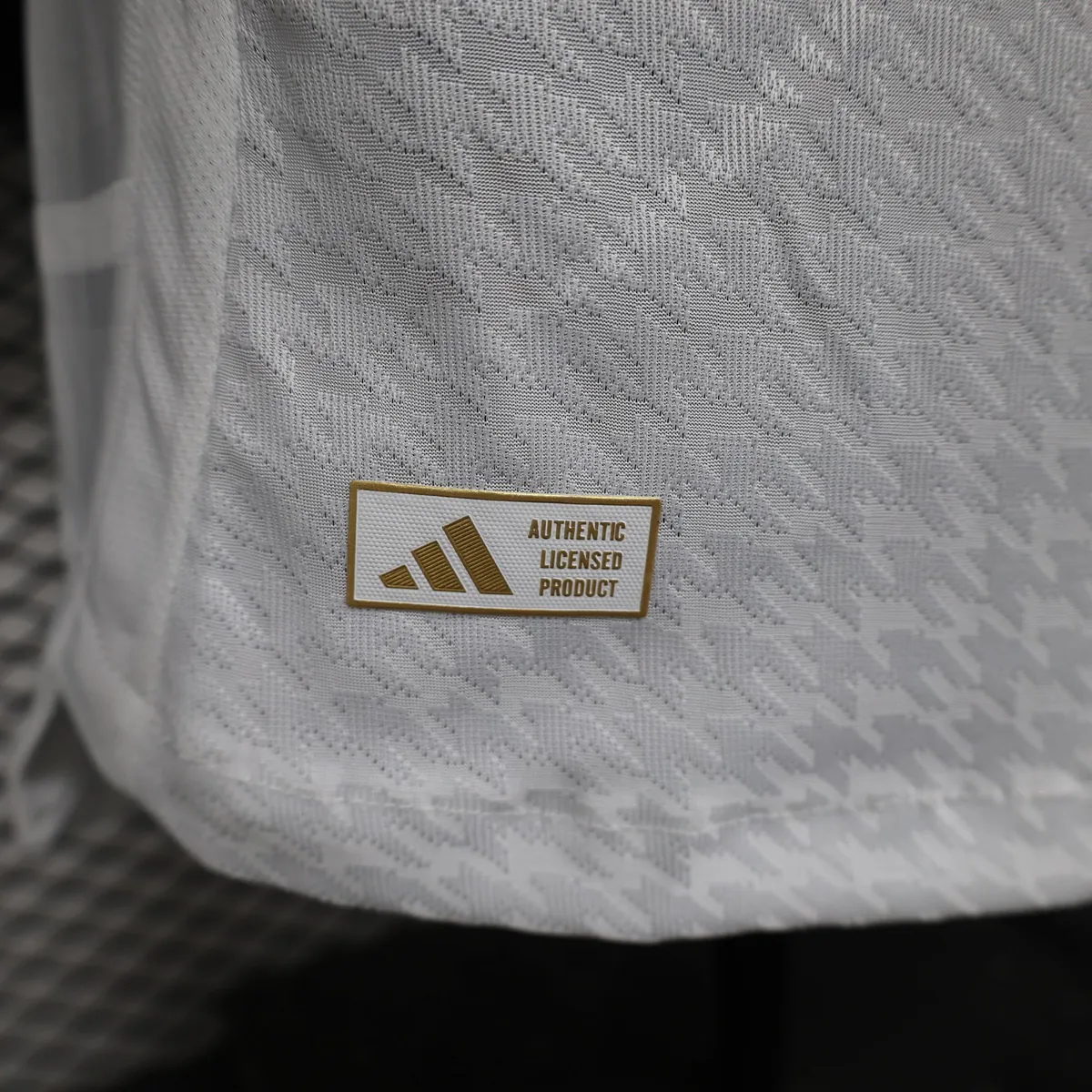 24-25 Real Madrid Home Kit Player Version Shirt With All Kind of Badges Soccer AAAAJerseys Yupo 12