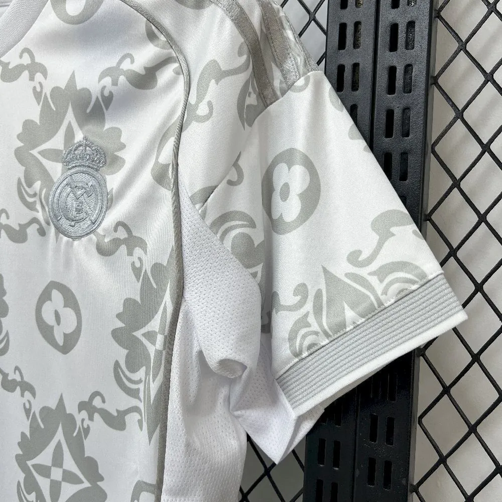 25-26 Real Madrid LV Special Edition Football Shirt AAAAJersey Supply Yupoo 6